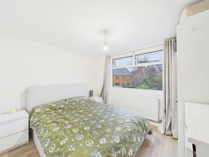 Photo 21- click for photo gallery